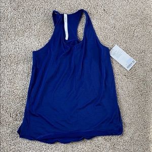 Lululemon essential tank pleated